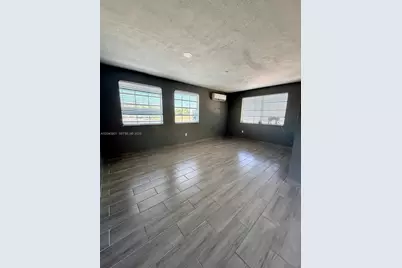 359 W 12th St #3, Hialeah, FL 33010 - Photo 5