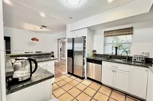 3800 W Park Rd, Hollywood, FL 33021 - Photo 9