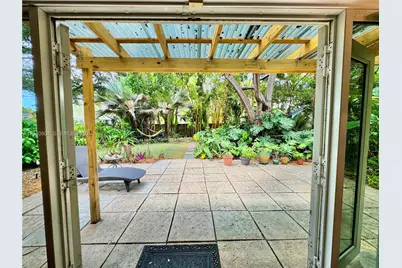 3800 W Park Rd, Hollywood, FL 33021 - Photo 23