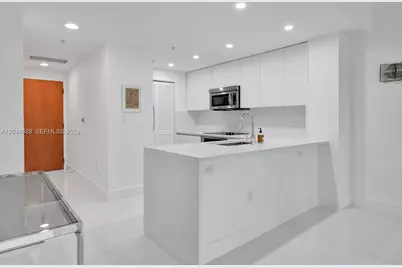 244 Biscayne Blvd #2005, Miami, FL 33132 - Photo 11