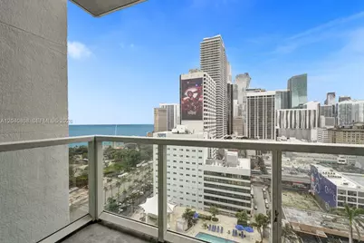 244 Biscayne Blvd #2005, Miami, FL 33132 - Photo 25