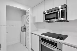 244 Biscayne Blvd, Miami, FL 33132 - Photo 5