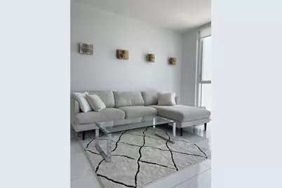 244 Biscayne Blvd #2005, Miami, FL 33132 - Photo 1