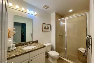 3001 NE 185th St, Aventura, FL 33180 - Photo 21
