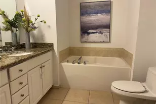 3001 NE 185th St, Aventura, FL 33180 - Photo 15