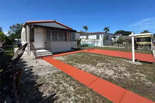 459 SE 3rd St, Hialeah, FL 33010 - Photo 3