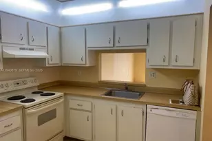 1810 SW 81st Ave, North Lauderdale, FL 33068 - Photo 3