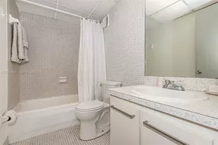 201 178th Dr, Sunny Isles Beach, FL 33160 - Photo 23