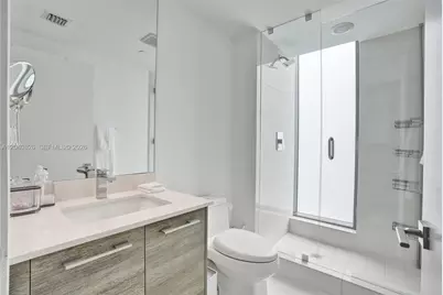 650 NE 32nd St #3901, Miami, FL 33137 - Photo 19