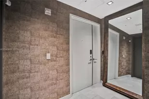 650 NE 32nd St, Miami, FL 33137 - Photo 25