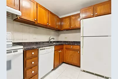 3740 Inverrary Dr #3N, Lauderhill, FL 33319 - Photo 5