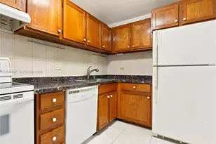 3740 Inverrary Dr, Lauderhill, FL 33319 - Photo 5
