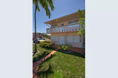 920 SW 10th Ter #12R, Hallandale Beach, FL 33009 - Photo 25
