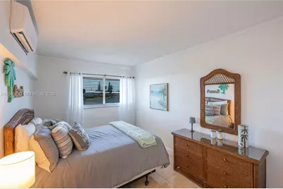 920 SW 10th Ter #12R, Hallandale Beach, FL 33009 - Photo 5