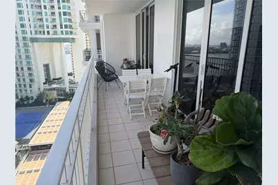 801 Brickell Key Blvd #1704, Miami, FL 33131 - Photo 11