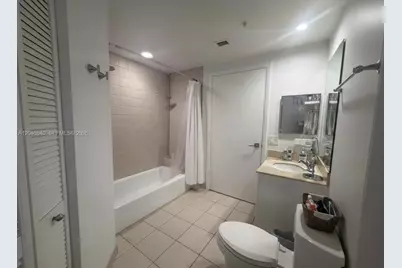 801 Brickell Key Blvd #1704, Miami, FL 33131 - Photo 7