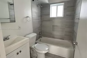 960 Biarritz Dr, Miami Beach, FL 33141 - Photo 5