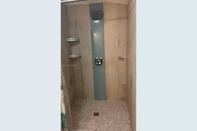 420 NW 95th St #420, Miami, FL 33150 - Photo 5