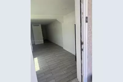1865 NW 16th St #1, Miami, FL 33125 - Photo 11