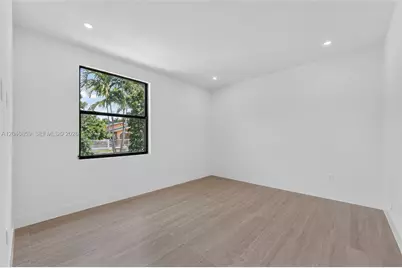 2240 SW 13th St, Miami, FL 33145 - Photo 13