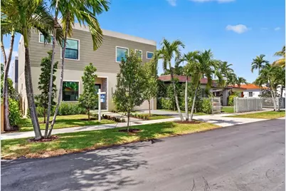 2240 SW 13th St, Miami, FL 33145 - Photo 3