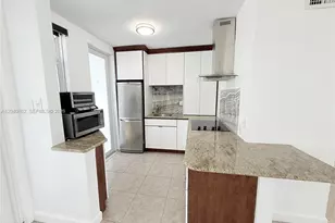 1150 Euclid Ave, Miami Beach, FL 33139 - Photo 5