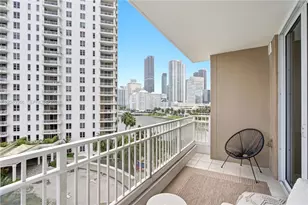 801 Brickell Key Blvd, Miami, FL 33131 - Photo 9