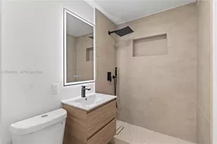 31 W 64th St, Hialeah, FL 33012 - Photo 39