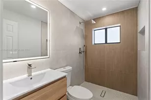 31 W 64th St, Hialeah, FL 33012 - Photo 33