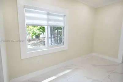 1860 NW 81st St, Miami, FL 33147 - Photo 9