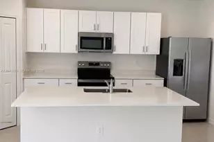 19619 Fairhill Ct, Lehigh Acres, FL 33974 - Photo 3