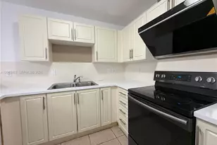 7245 NW 173rd Dr, Hialeah, FL 33015 - Photo 11