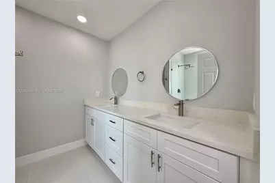 9612 Lily Bank Ct, Riviera Beach, FL 33407 - Photo 17