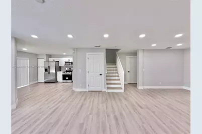 9612 Lily Bank Ct, Riviera Beach, FL 33407 - Photo 5