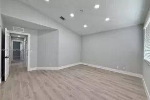 9612 Lily Bank Ct, Riviera Beach, FL 33407 - Photo 13