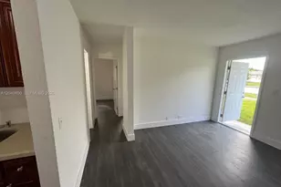 3251 SW 56th Ave, West Park, FL 33023 - Photo 13