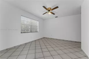 6860 SW 18th St, Miami, FL 33155 - Photo 19