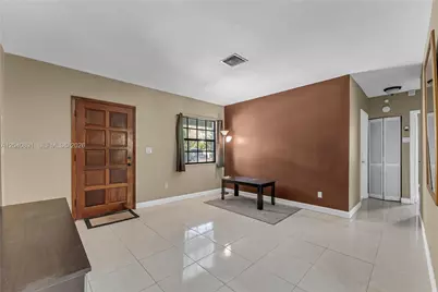 6860 SW 18th St, Miami, FL 33155 - Photo 5