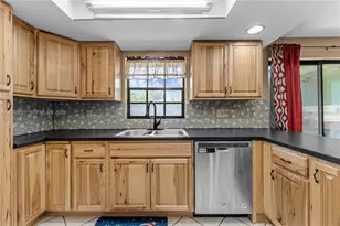 6860 SW 18th St, Miami, FL 33155 - Photo 11