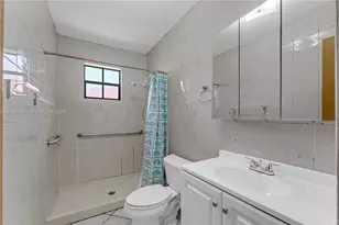 6860 SW 18th St, Miami, FL 33155 - Photo 21