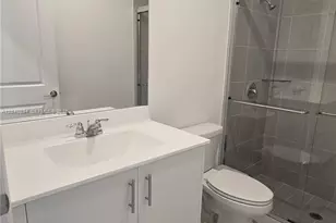 2248 SE 30th St, Homestead, FL 33035 - Photo 11