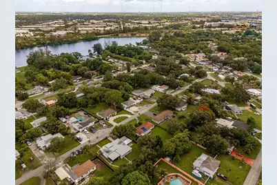 14855 NW 16 Drive, Biscayne Gardens, FL 33167 - Photo 39