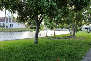 6810 NW 70th St, Tamarac, FL 33321 - Photo 11