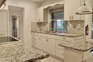 6810 NW 70th St, Tamarac, FL 33321 - Photo 5