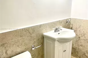 607 Ocean Dr, Key Biscayne, FL 33149 - Photo 19