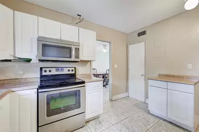 350 Sunshine Dr, Coconut Creek, FL 33066 - Photo 3