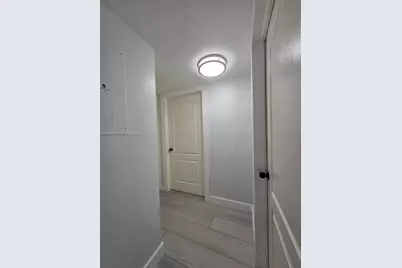 17324 NW 74th Ave #102, Hialeah, FL 33015 - Photo 9