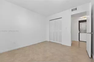 6780 W 2nd Ct, Hialeah, FL 33012 - Photo 13