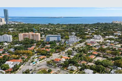 375 SW 32nd Rd, Miami, FL 33129 - Photo 25