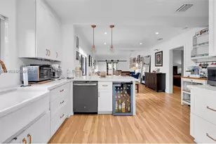 375 SW 32nd Rd, Miami, FL 33129 - Photo 15